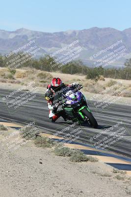 media/Dec-04-2025-Racers Edge (Thu) [[5ebc9f124d]]/2-A Group/1-Session 2 (Turn 7 Inside)/